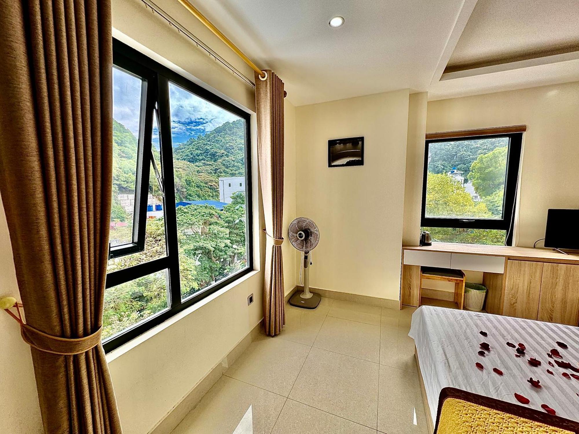 Sunflower Catba Hotel Dong Khe Sau Екстер'єр фото