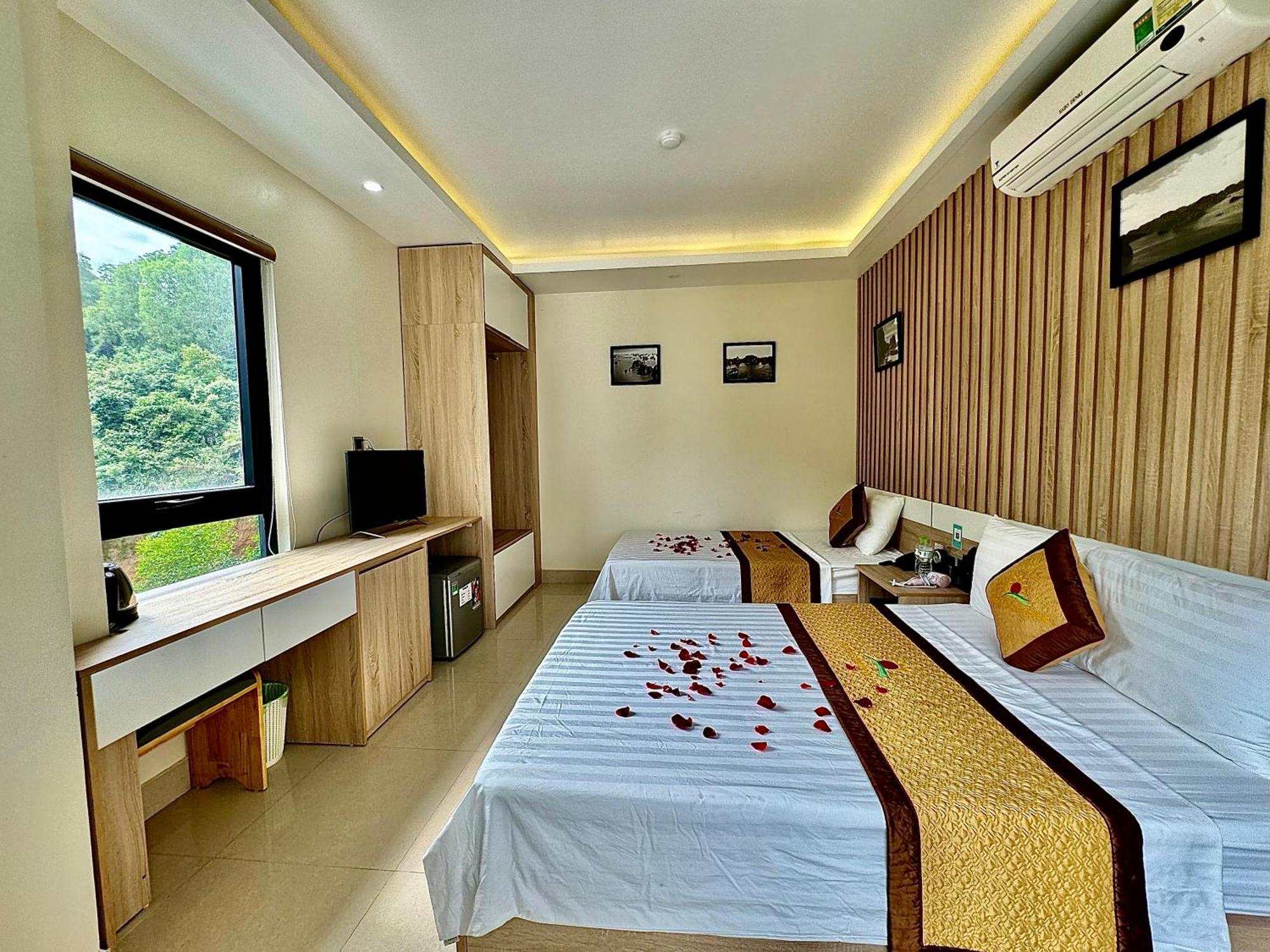 Sunflower Catba Hotel Dong Khe Sau Екстер'єр фото